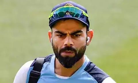 விராட் கோலி விரைவில் இந்தியாவை விட்டு வெளியேறுவார் - சிறுவயது பயிற்சியாளர் தகவல்