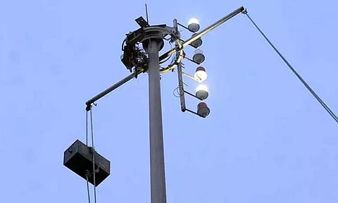 9 துறைமுகங்களில் 1ம் எண் புயல் எச்சரிக்கை கூண்டு