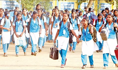 அரையாண்டு தேர்வு முடிந்து பள்ளிகளுக்கு 9 நாட்கள் விடுமுறை