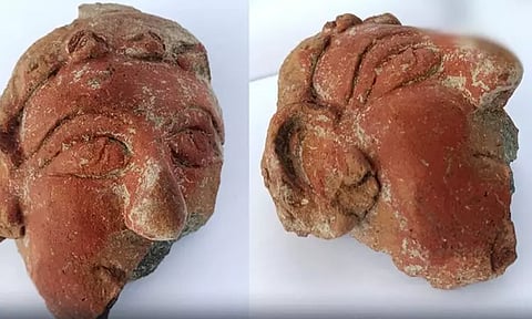 வெம்பக்கோட்டை அகழாய்வில் சுடுமண்ணாலான ஆண் உருவ பொம்மை கண்டெடுப்பு