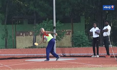 ஈரோட்டில் நடந்த மாநில மூத்தோர் தடகள போட்டி; 800-க்கும் மேற்பட்டோர் பங்கேற்பு