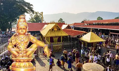 மகர விளக்கு பூஜை: சபரிமலை அய்யப்பன் கோவிலில் இன்று நடை திறப்பு