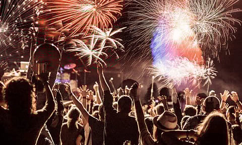 புத்தாண்டு அன்று சென்னையில் பட்டாசு வெடிக்கத் தடை - காவல்துறை வெளியிட்ட பரபரப்பு அறிக்கை