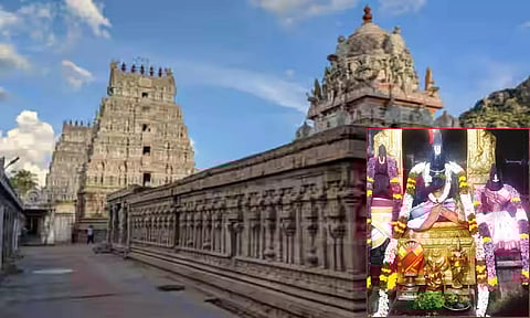 கைகளில் ஆயுதங்கள் இன்றி யோக நிலையில் காட்சி தரும் ராமர்