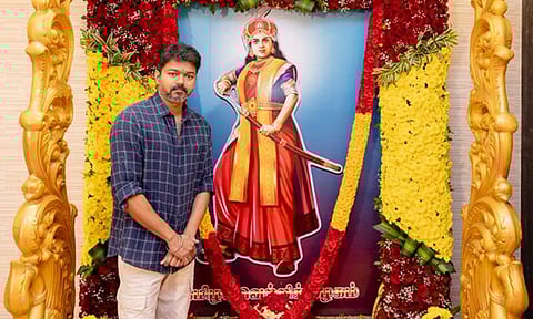 வேலுநாச்சியார் பிறந்த தினம் - த.வெ.க. தலைவர் விஜய் மரியாதை