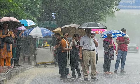 தமிழகத்தின் 5 மாவட்டங்களில் 11-ம் தேதி கனமழைக்கு வாய்ப்பு