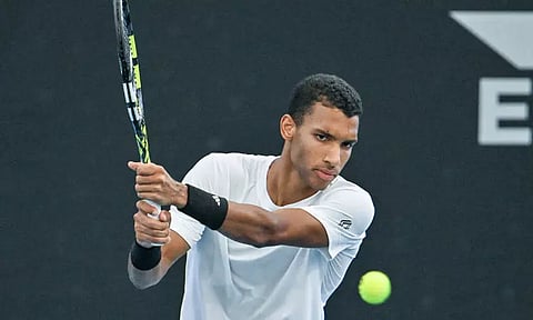 அடிலெய்டு டென்னிஸ்: முதல் வீரராக பெலிக்ஸ் அகர் இறுதிப்போட்டிக்கு முன்னேற்றம்