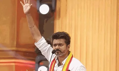 'எத்தனைக் காலம்தான் ஏமாற்றுவார் இந்த நாட்டிலே': திமுக அரசு மீது விஜய் விமர்சனம்