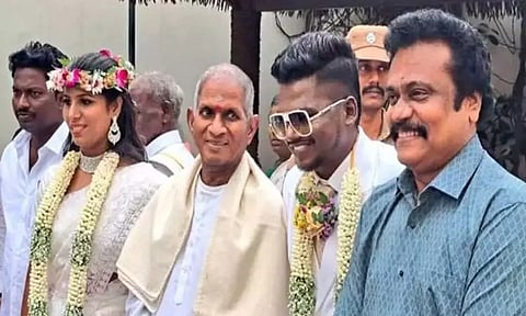 காதலியை கரம் பிடித்த பாடகர் 'தெருக்குரல்' அறிவு!