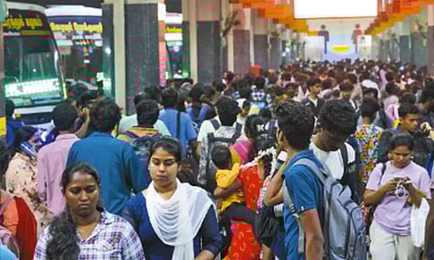 பொங்கல் விடுமுறை: 2 நாட்களில் 4.13 லட்சம் பேர் அரசு பஸ்களில் பயணம்