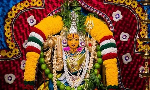 நவக்கிரக பாதிப்பா..? வேப்பெண்ணெய் தீபம் ஏற்றி காளியம்மனை வழிபடுங்கள்..!