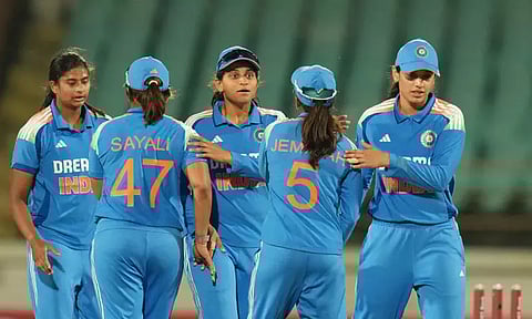 மகளிர் ஒருநாள் கிரிக்கெட்: அயர்லாந்தை வீழ்த்தி தொடரை கைப்பற்றிய இந்தியா