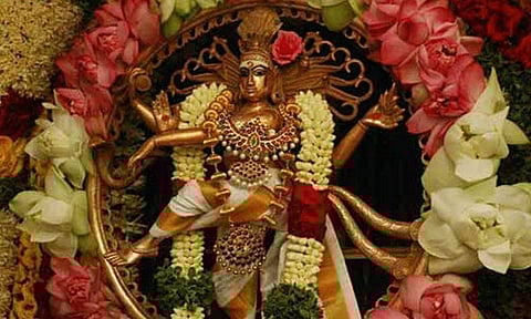 சிவாலயங்களில் ஆருத்ரா தரிசனம் : திரளான பக்தர்கள் பங்கேற்று சுவாமி தரிசனம்