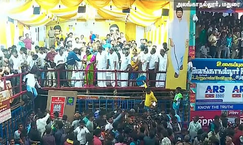 அலங்காநல்லூர் ஜல்லிக்கட்டு நிறைவு: 20 காளைகளை பிடித்த வீரருக்கு முதல் பரிசு