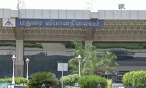 இலங்கையில் இருந்து கடத்திவரப்பட்ட தங்கம் மதுரை விமான நிலையத்தில் சிக்கியது
