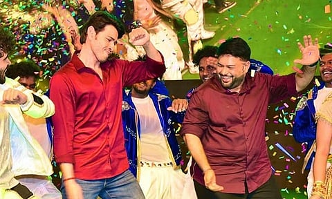 மகேஷ் பாபுவை ஜேம்ஸ்பாண்டுடன் ஒப்பிட்ட தமன்