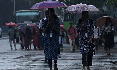 தமிழகம் முழுவதும் காலை 10 மணி வரை மழைக்கு வாய்ப்புள்ள மாவட்டங்கள் எவை..?