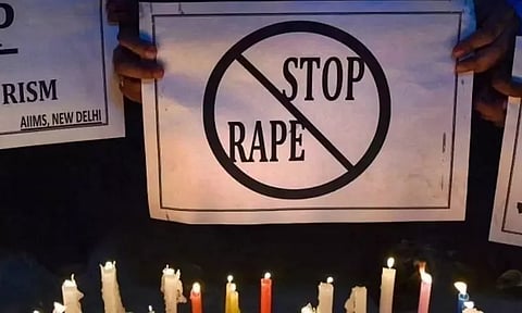 உ.பி.: சிறுமியை காரில் கடத்தி பாலியல் வன்கொடுமை செய்த கொடூரம்