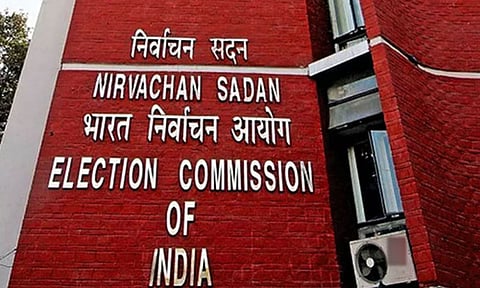 டெல்லி சட்டசபை தேர்தலில் 699 வேட்பாளர்கள் போட்டி