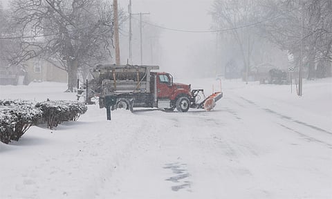 அமெரிக்காவில் தீவிர பனிப்புயல்: பலி எண்ணிக்கை 13 ஆக உயர்வு