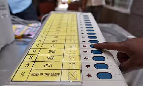 இந்தியாவின் மின்னணு வாக்குப்பதிவு எந்திரங்கள் குறித்து பூடான் பாராட்டு