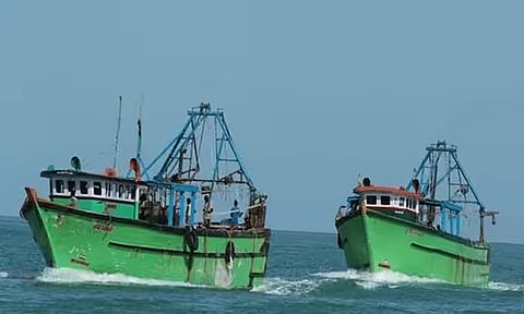 தமிழக மீனவர்கள் மீது இலங்கை கடற்படை துப்பாக்கி சூடு: மத்திய அரசு கடும் கண்டனம்