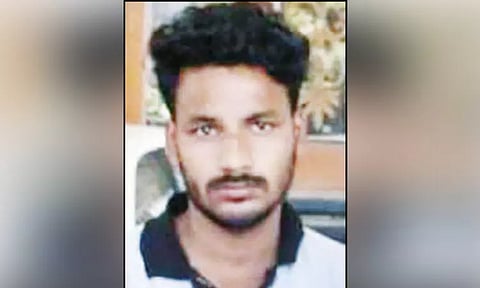 குளிக்க சென்ற இளம்பெண் பலாத்காரம் - அசாம் வாலிபர் கைது