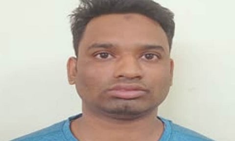 சாலையில் தனியாக நடந்து சென்ற பெண்ணுக்கு பாலியல் தொல்லை - அசாம் வாலிபர் கைது