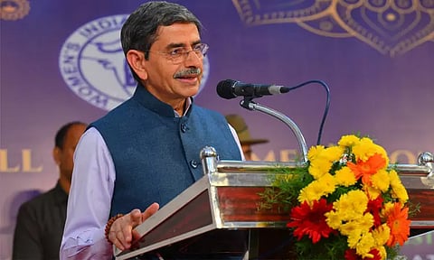 சென்னையை பாதுகாப்பான நகரமாக மாற்ற வேண்டும் - கவர்னர் ஆர்.என்.ரவி பேச்சு