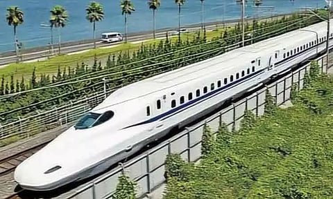 மும்பை-ஆமதாபாத் புல்லட் ரெயில் திட்டம் 47 சதவீதம் நிறைவு