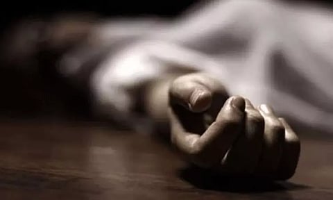 உத்தர பிரதேசம்: கண்கள் பிடுங்கப்பட்டு தலித் பெண் கொடூர கொலை... ராமர், சீதை எங்கே? என கதறி அழுத எம்.பி.