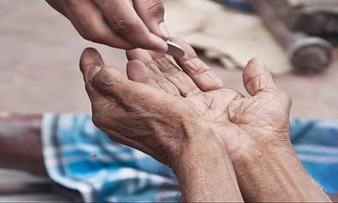 மத்தியப் பிரதேசம்: போபாலில் பிச்சை போடுபவர்கள் மீதும் இனி வழக்குப்பதிவு