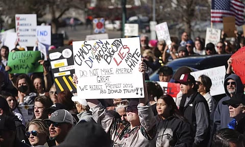 டிரம்ப் செய்வது சரியல்ல.. அமெரிக்காவில் வெடித்த போராட்டம்