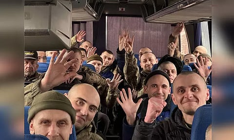 ரஷியா-உக்ரைன் இடையே அமீரகம் சமாதான முயற்சி: 300 பணய கைதிகள் விடுதலை