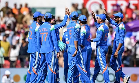 அவர் இந்திய அணியில் தொடர்ச்சியாக விளையாடாதது எனக்கு ஆச்சரியம் - ஆஸி.முன்னாள் கேப்டன்