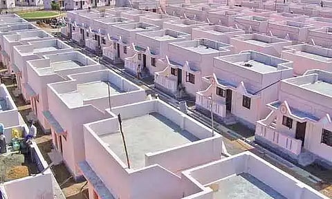 பிரதமர் வீடு கட்டும் திட்டம்; நடப்பு நிதியாண்டில் 40 லட்சம் வீடுகளுக்கு மத்திய அரசு ஒப்புதல்