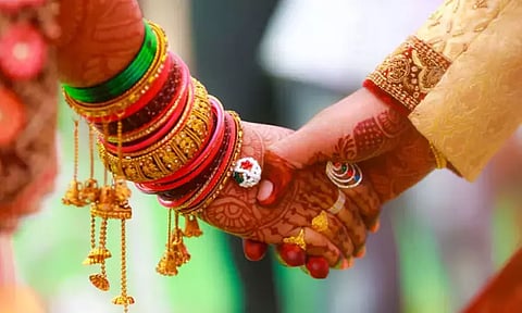 மணமகனின் 'சிபில்' ஸ்கோர் குறைவாக இருந்ததால் திருமணத்தை நிறுத்திய பெண் வீட்டார்