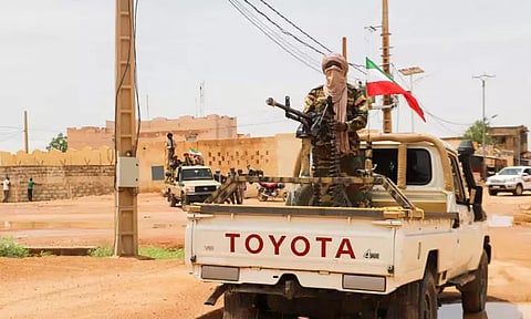 மாலி: பயங்கரவாதிகள் நடத்திய தாக்குதலில் தங்க சுரங்க தொழிலாளர்கள் 32 பேர் பலி