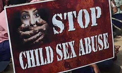 15 வயது சிறுமி பாலியல் வன்கொடுமை; அதிர்ச்சி சம்பவம்