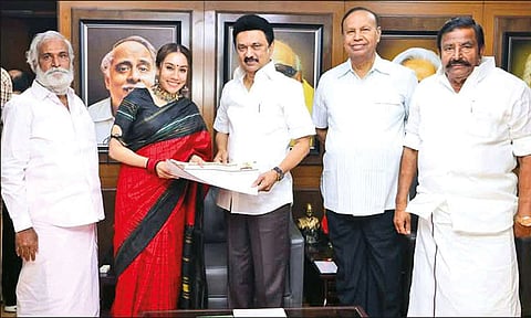 நடிகர் சத்யராஜ் மகளுக்கு திமுகவில் முக்கிய பொறுப்பு