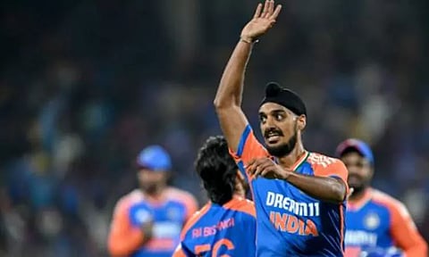 சாம்பியன்ஸ் டிராபி: அர்ஷ்தீப் அசத்துவதற்கு இது ஒன்றும் டி20 கிடையாது - இங்கிலாந்து முன்னாள் வீரர்