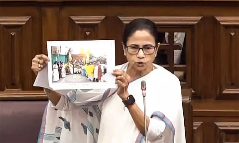 வங்காளதேச பயங்கரவாத அமைப்புடன் தொடர்பா? நிரூபித்தால் ராஜினாமா செய்வேன் - மம்தா பானர்ஜி