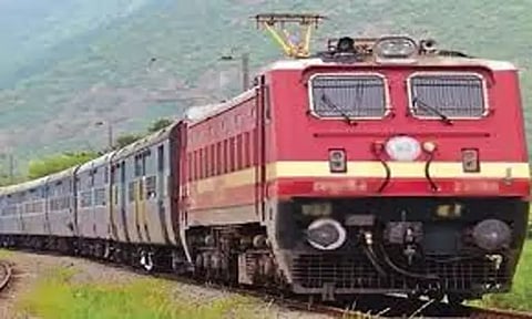 விரைவு ரெயில்களின் இயக்க நாட்கள், நேரம் மாற்றம் - தெற்கு ரெயில்வே அறிவிப்பு