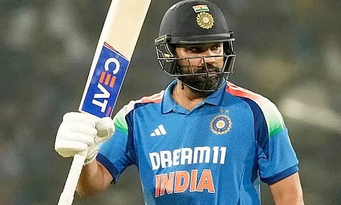 சாம்பியன்ஸ் டிராபி: ரோகித் சர்மாவுக்கு காயம்..நியூசிலாந்துக்கு எதிரான போட்டியில் விளையாடுவாரா ?