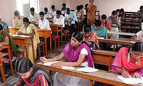 மாநில தகுதித் தேர்வுக்கான 'ஹால்டிக்கெட்' வெளியீடு