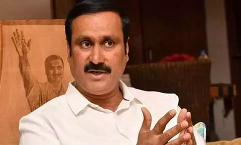 மாவட்ட ஆட்சியர், காவல் அதிகாரியை மாவட்ட செயலர் மிரட்டுவது தான் திராவிட மாடலா?: அன்புமணி ராமதாஸ்