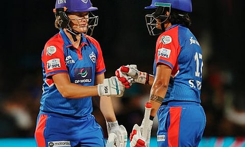 மகளிர் பிரீமியர் லீக்: பெங்களூரு அணியை வீழ்த்தி டெல்லி வெற்றி