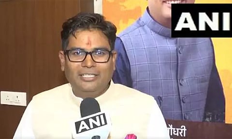 சத்தீஷ்காரில் விரைவான பொருளாதார வளர்ச்சிக்கான பட்ஜெட் தாக்கல்; நிதி மந்திரி