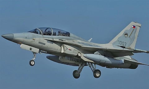 மலைப்பகுதியில் போர் விமானம் விழுந்து விபத்து; 2 வீரர்கள் பலி