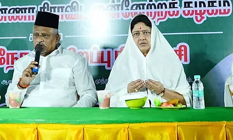 ஜெயலலிதாவின் ஆட்சியை மீண்டும் கொண்டுவர உறுதி ஏற்போம் - சசிகலா